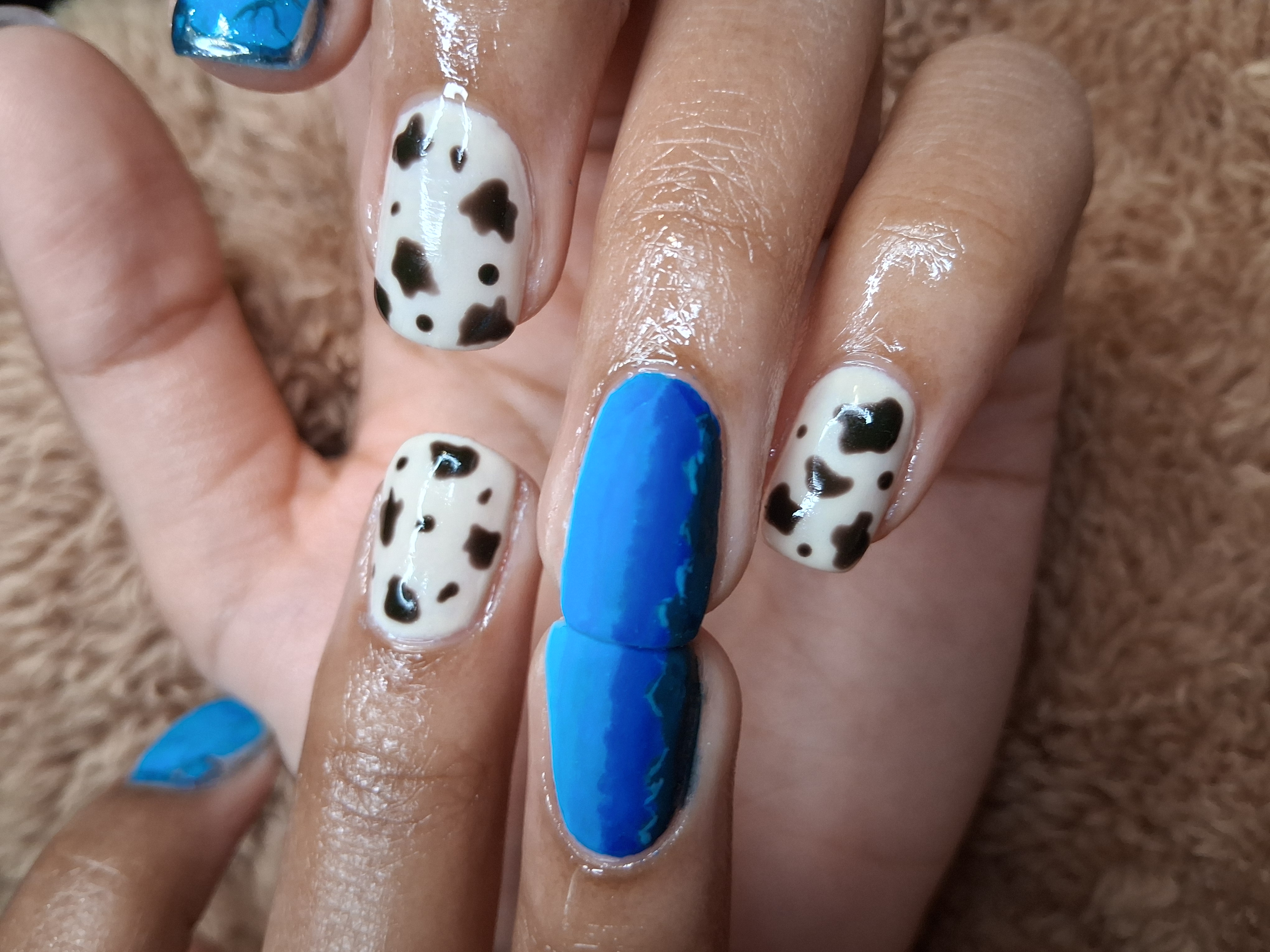 Blue dip powder nail set three