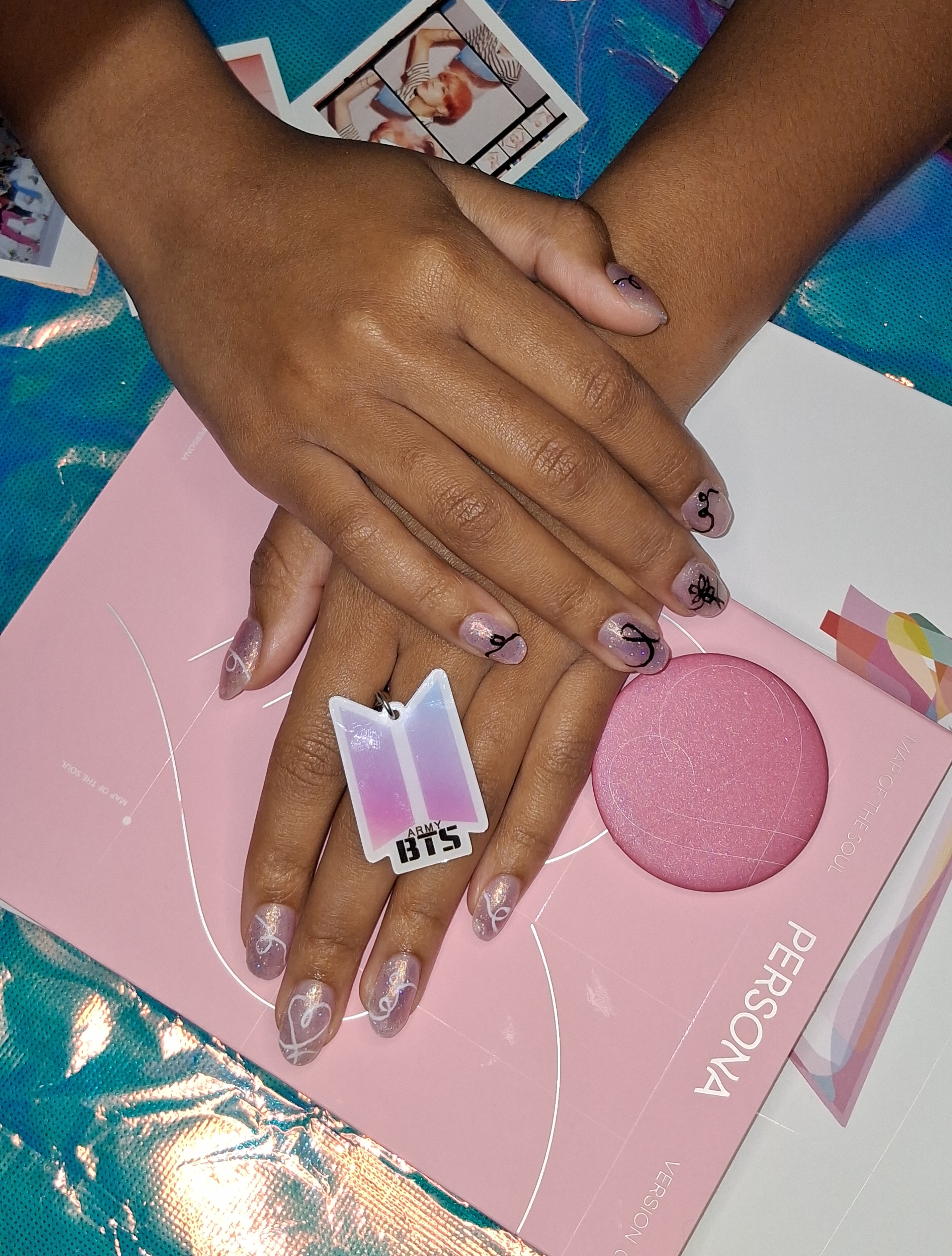 Round pink nail set